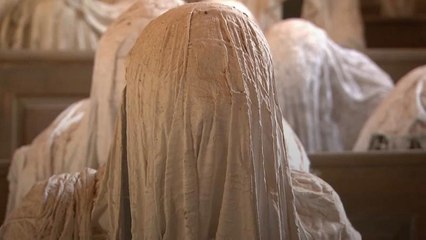 Tourists' interest piqued by Czech 'ghost church'