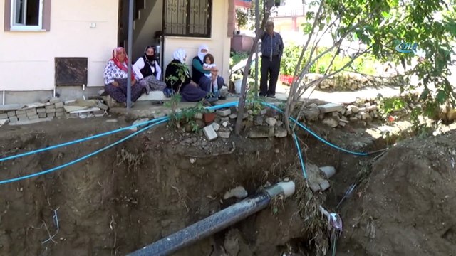 Sel sonrası yaralar sarılıyor