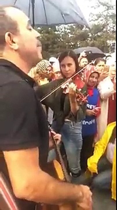 116 gündür eylem yapan Flormar işçilerine Haluk Levent'ten destek