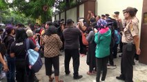 Myanmar'da iki Reuters muhabirine verilen hapis cezası protesto edildi - CAKARTA