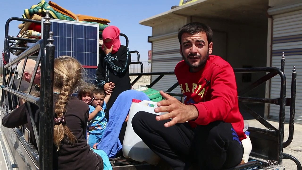 Zivilisten fliehen vor Offensive aus Idlib