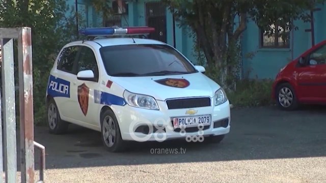 Ora News - Bulqizë, i rrëmbejnë vajzën 15 vjeçe. Nënën e kanosin të tërheqë denoncimin