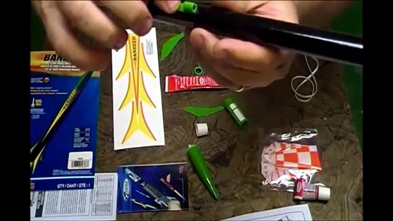 Flying Model Rockets 1