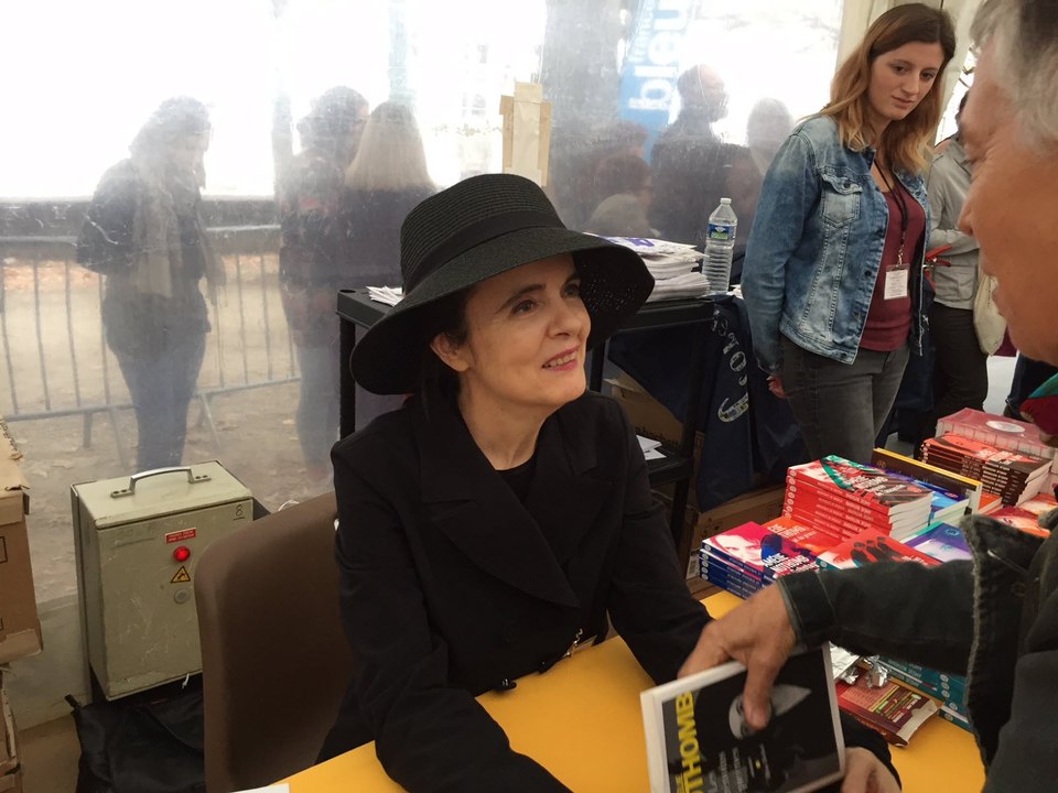 Amélie Nothomb : "A 40 ans, je me suis dit 'ma vieille, c'est foutu'"