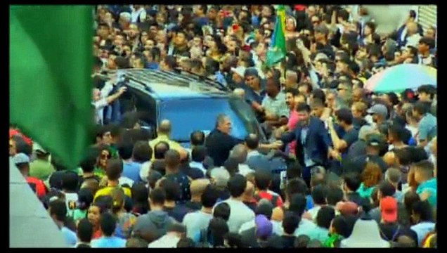 Mais Notícias - Set 7, 2018 - Candidato Jair Bolsonaro faz declaração direto do hospital, antes de ser transportado! Outros candidatos a presidencia, tb fazem declarações de apoio a Jair Bolsonaro e repúdio ao atentado qu