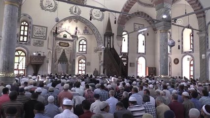 Geliniz Muhacir Kardeşlerimize Ensar Olalım"