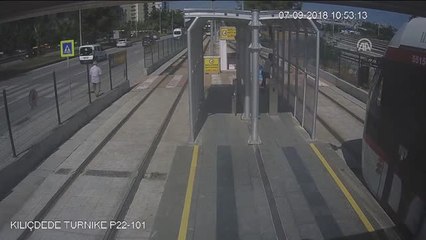 Samsun'da Tramvay Kazası: 1 Yaralı