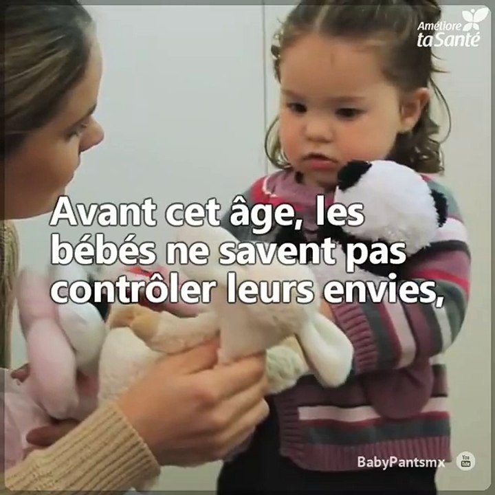 Si votre bébé ne supporte plus sa couche sale, il est l'heure de lui faire prendre un bain