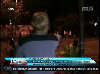 Download Video: Tawuran Antar Warga, Seorang Pejalan Kaki Terkena Anak Panah