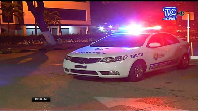 Asaltantes capturados usando uniformes de la Policía