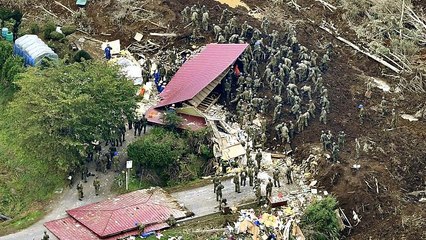 Búsqueda de supervivientes tras el terromoto en Japón