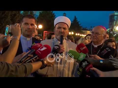 Ora News - Marshim kundër krimit në Shkodër, komunitetet fetare: Çarmatosuni, mos qëlloni!