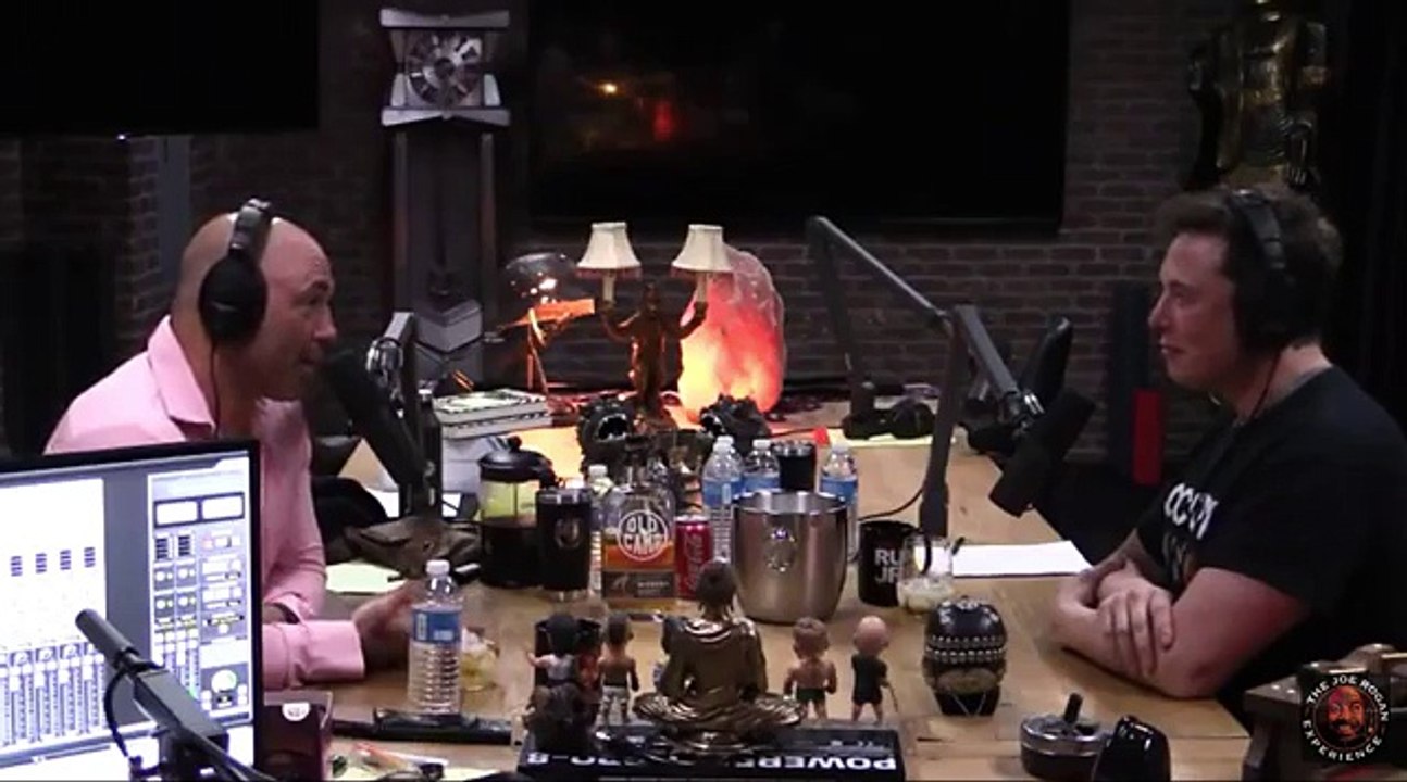 Joe Rogan & Elon Musk - Are We in a Simulated Reality?