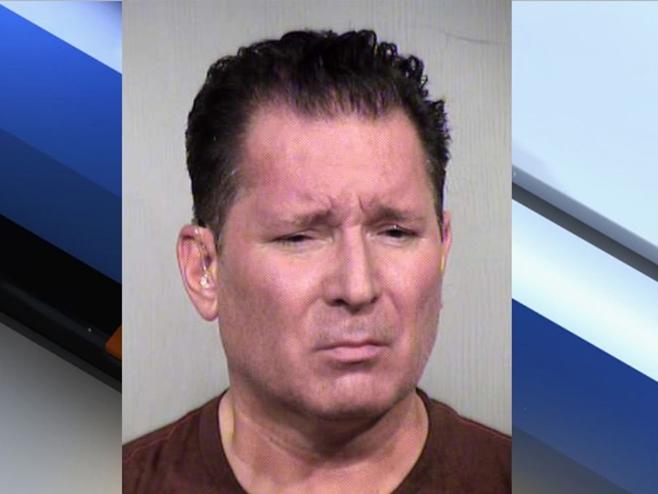 PD: Fake Marshal challenged after clearing bar - ABC 15 Crime