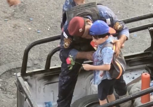 Hundreds Gather as Protests Over Public Services Continue in Basra