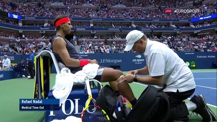 A nouveau touché au genou, Nadal a reçu un long traitement médical