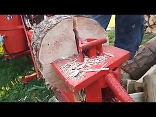 Oddly Satisfying Wood Splitting