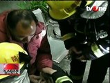 Cincin Tak Bisa Lepas, Pria Ini Ditolong Pemadam Kebakaran