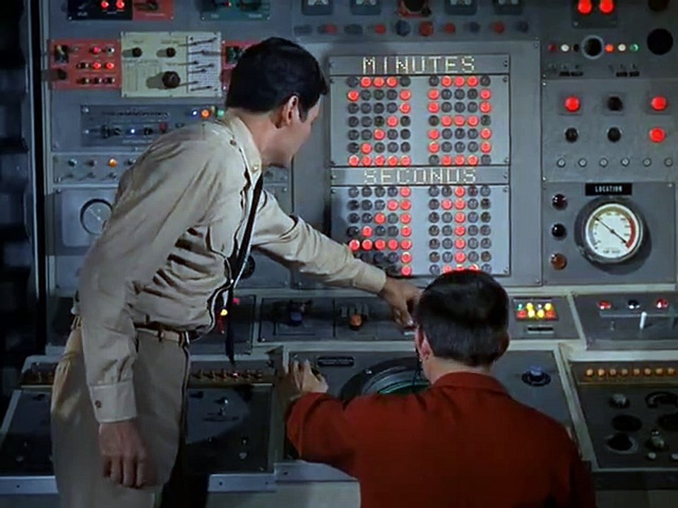 Voyage To The Bottom Of The Sea S04E11 A Time to Die