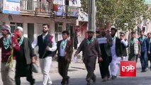 شماری از اعضای روند سبز با گذاشتن دسته‌های گل در پای منار مقاومت در کابل، از هفته شهید و سالروز جان باختن احمد شاه مسعود، قهرمان ملی یاد بود کردند. گزارش از گل