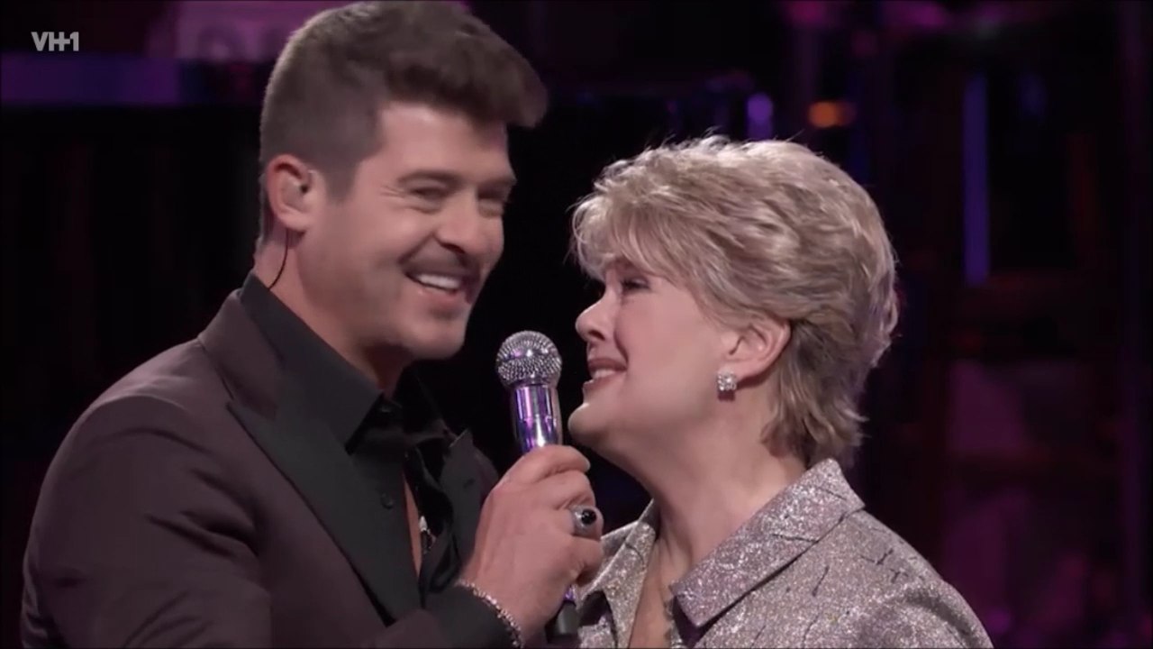 Robin Thicke: Mother's Day Tribute to Gloria Loring 2017