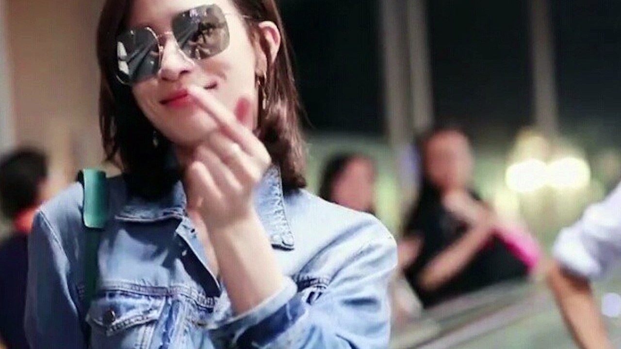 "Nhàn Phi" Xa Thi Mạn bắn tim khoe nhan sắc “lão hóa ngược” ở tuổi 43