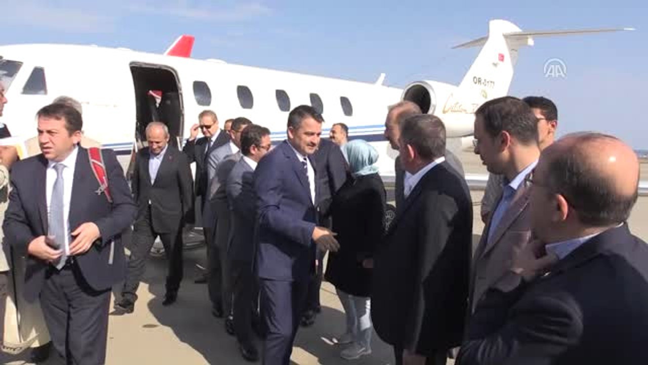 Bakanlar Turhan ve Pakdemirli, Yusufeli Barajı'nı Havadan İnceledi