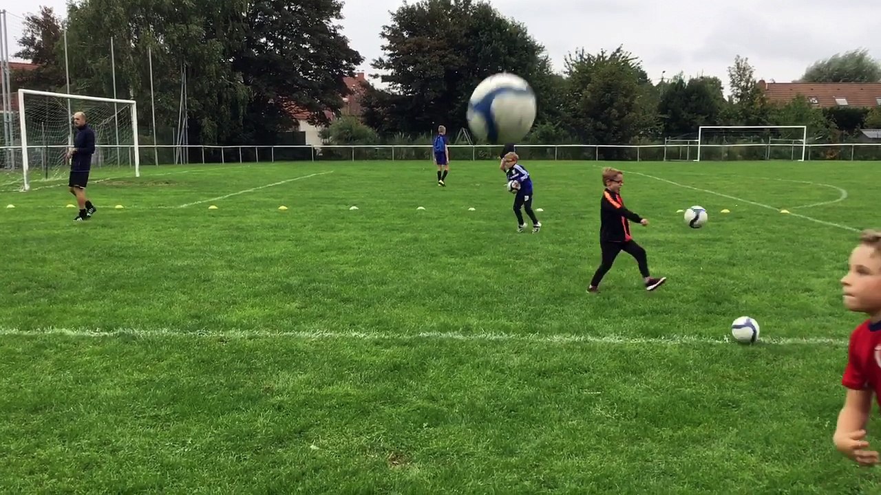 Petite vidéo jongle U8/9