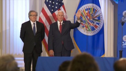 Pence y Pompeo niegan haber escrito el artículo que califica a Trump de "amoral"