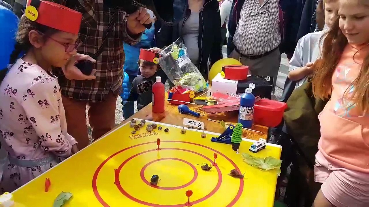 Course escargots à la place de la Digue