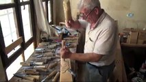 Emekli Öğretmenin 40 Yıllık Ahşap Aşkı