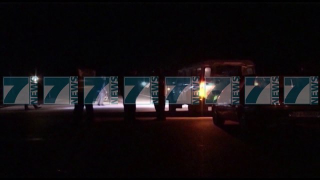 KLIENTI PLAGOS ME THIKE PRONARIN E LOKALIT - News, Lajme - Kanali 7