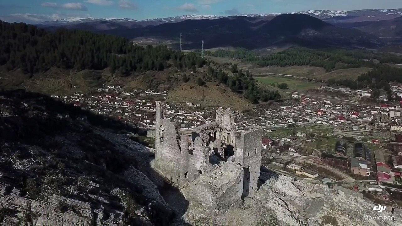 Sarajet e Ali Bej Këlcyrës, Këlcyrë