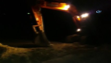 Antalya'nın Gündoğmuş ilçesinde aşırı yağış sebebiyle heyelan meydana geldi