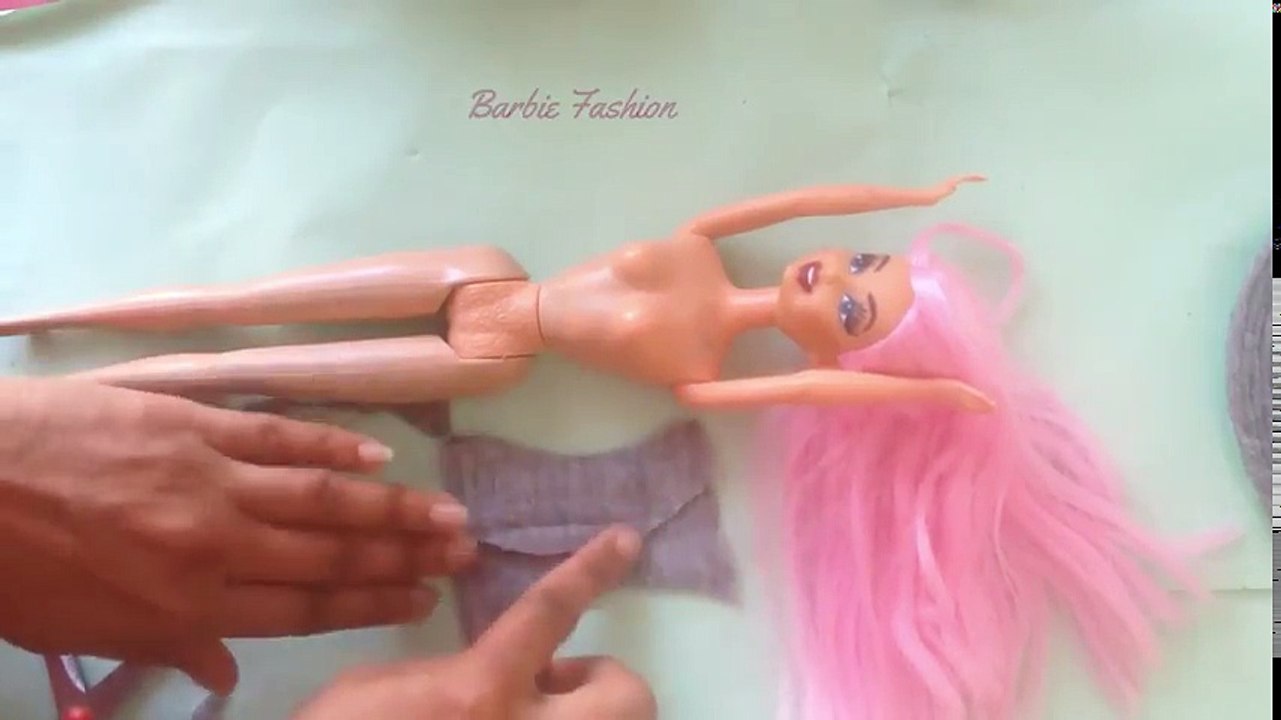DIY Barbie Dresses with Balloons Making Easy No Sew Clothes for Barbies Creative Fun for Kids