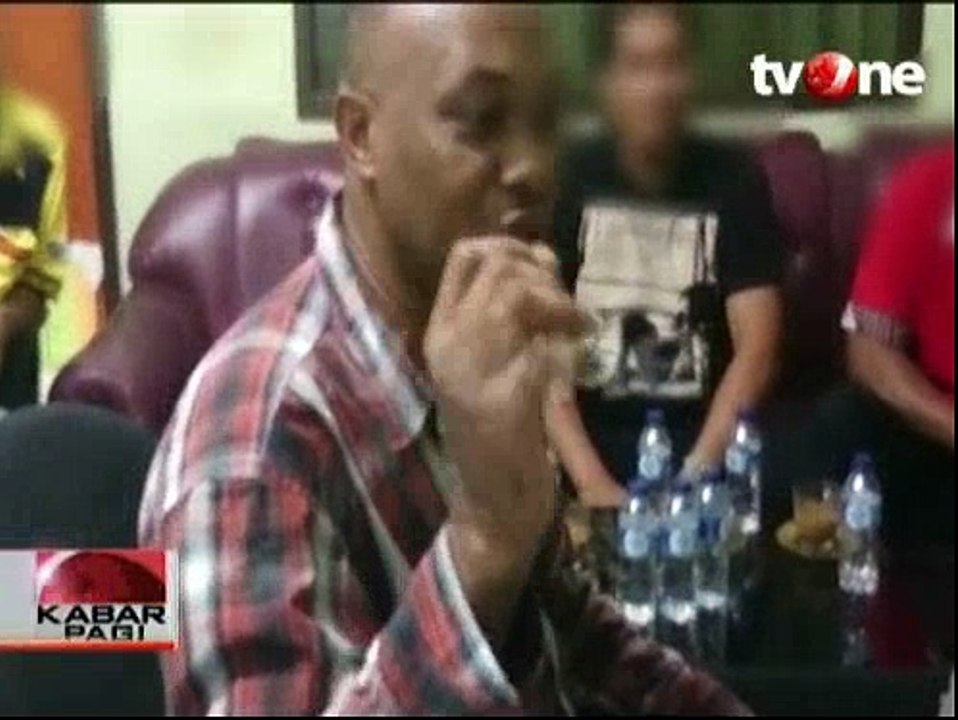 Video Terpidana Mati Namaona Denis Saat Akan Dibawa ke Nusakambangan