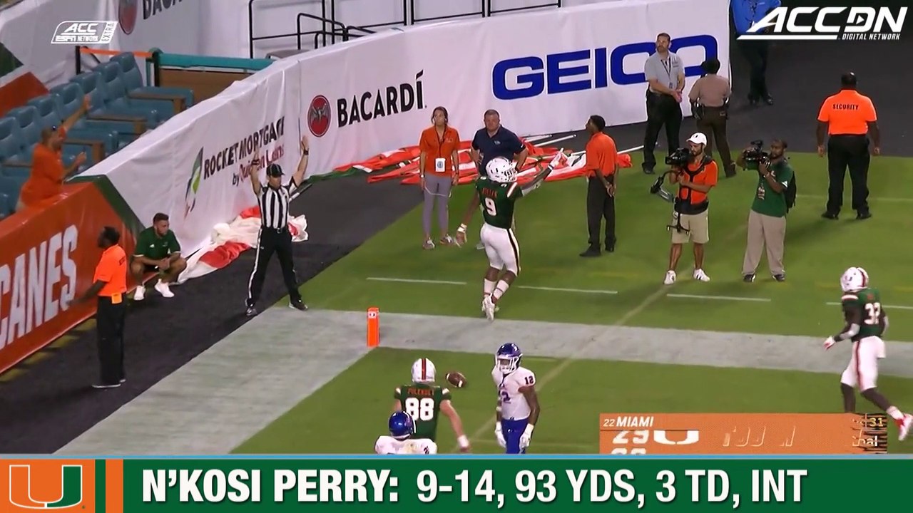 Miami QB N'Kosi Perry Throws 3 TD Passes In Deb...