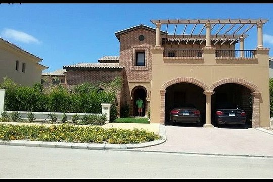 فيلا متشطبه بالكامل في مراسي فينيتو للبيع