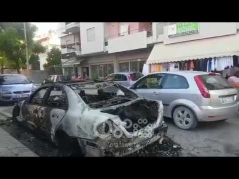 Ora News - Vlorë, shkrumbohet gjatë natës makina tip Benz