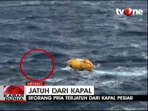 Penumpang Kapal Royal Caribbean Tercebur Diselamatkan Kapal Pesiar Disney