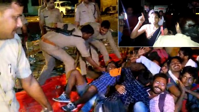 धरने पर बैठे सहायक अध्यापक भर्ती के अभियर्थियों के साथ पुलिस की बदसलूकी