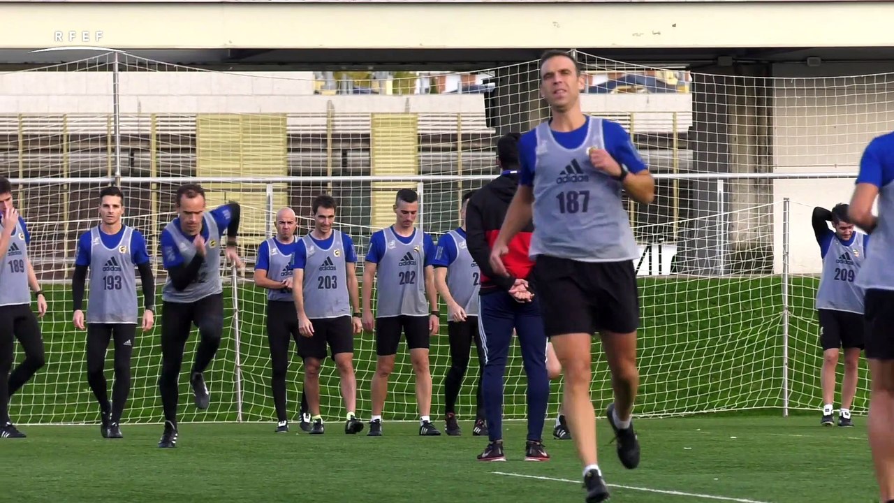 Los árbitros españoles se someten a unas exigentes pruebas físicas en Las Rozas
