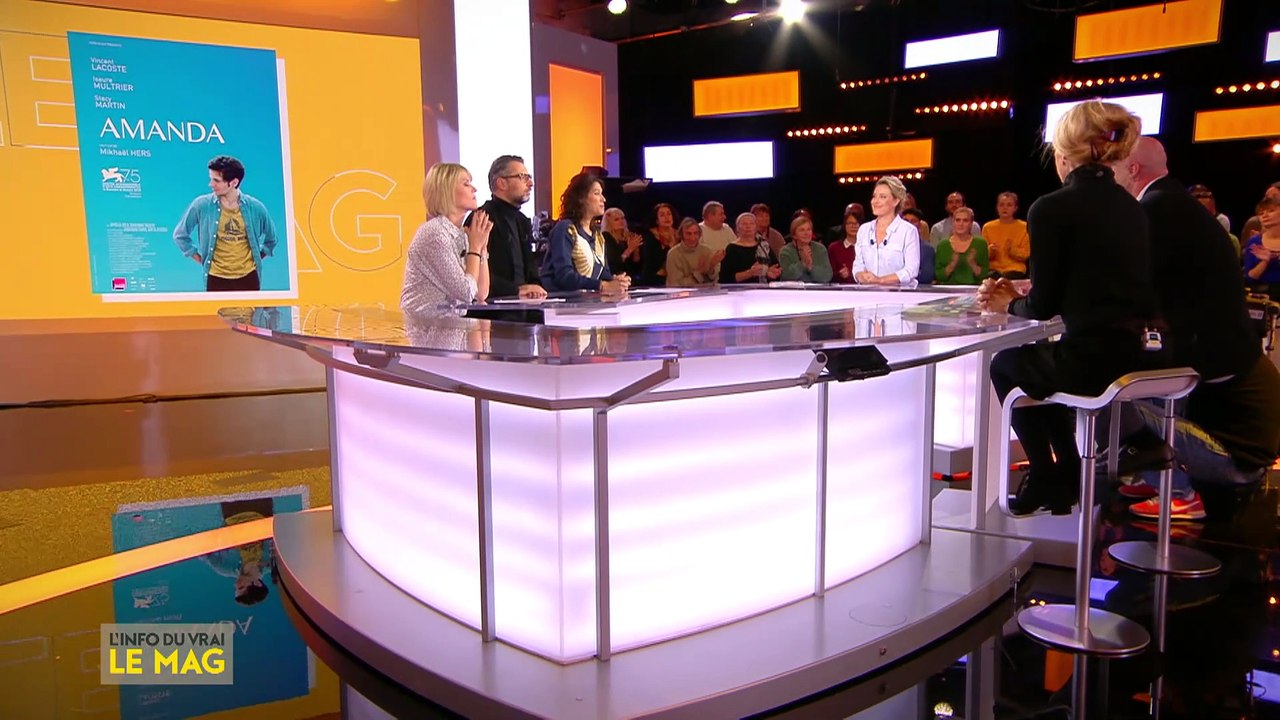 Nos chers voisins - L'Info du vrai du 21/11 - CANAL+