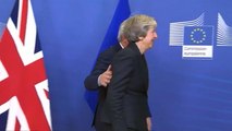 May feilt mit Juncker weiter am „Brexit“-Deal – aber 