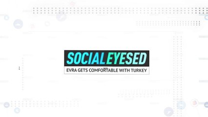 Socialeyesed - Evra gets comfortable with raw turkey