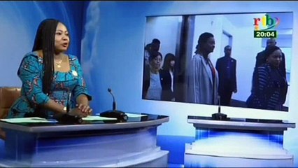 RTG - Visite de l’épouse du président du Faso Sika KABORE au responsable de la société japonaise de cancer