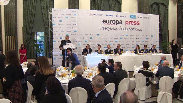 Castilla-La Mancha pone fecha a nuevos hospitales y anuncia plazas de médicos