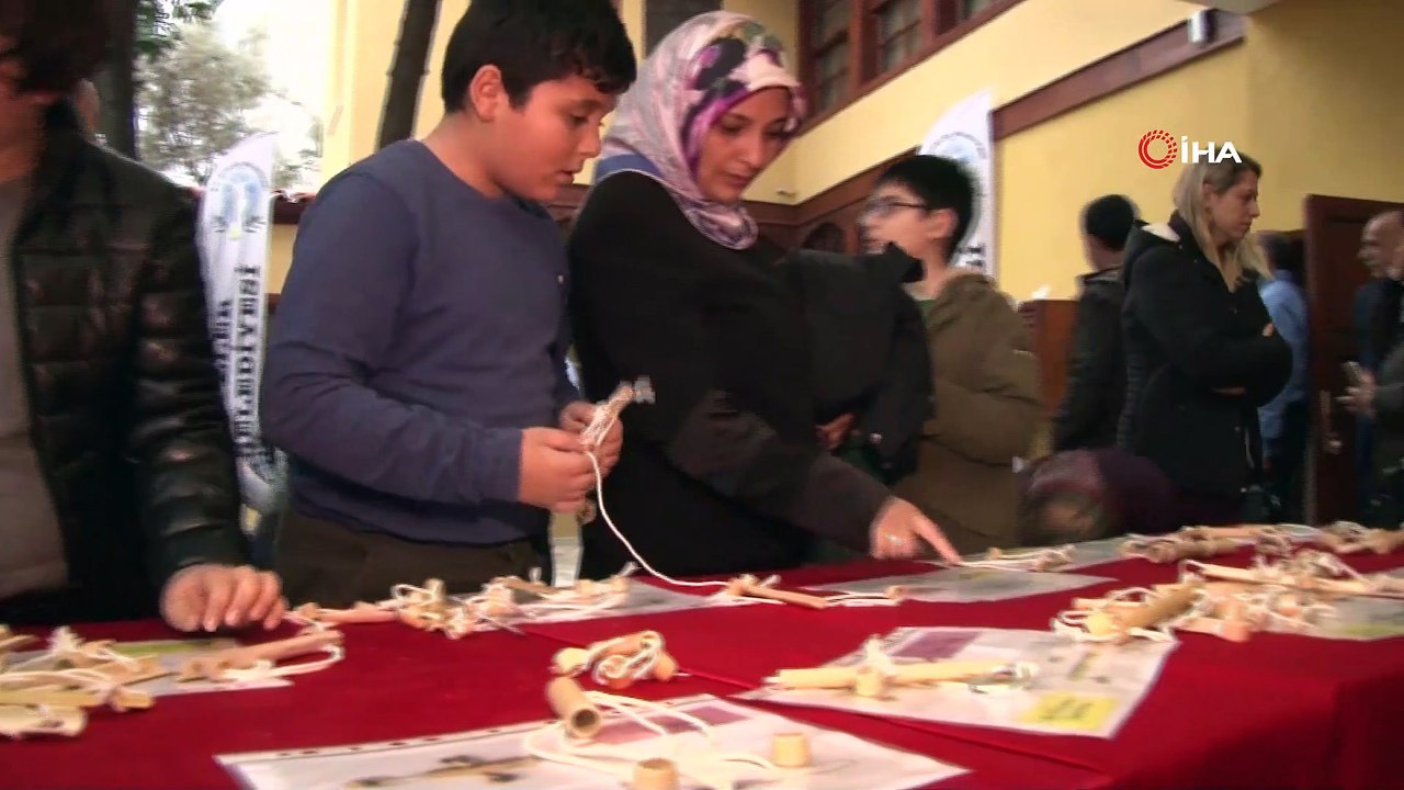 - Oyuncakçı Dede Atalı'dan nostaljik sergi