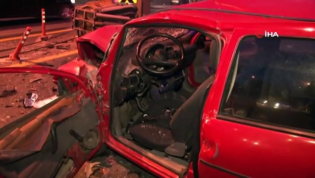 Ankara'da Trafik Kazası! Demir Bariyere Çarpan Araç Hurdaya Döndü