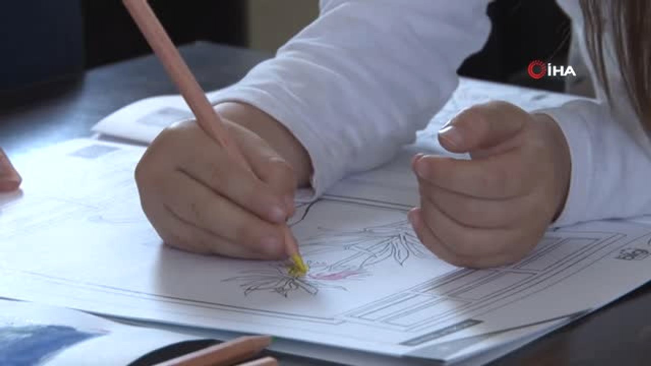 Kızı İçin Çizdiği Resimler Kitap Oldu